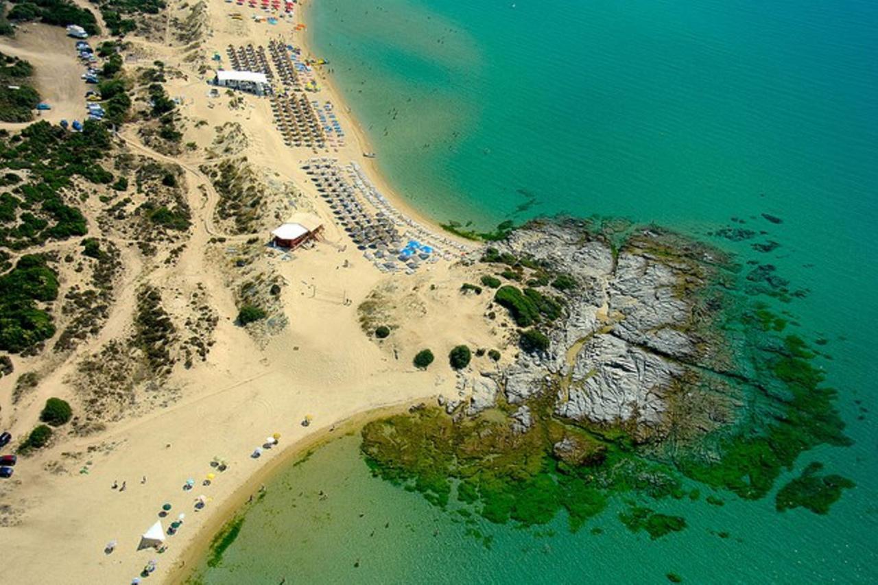 Nea Peramos Large Apartment Near The Beach Exterior foto